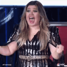 Screaming Kelly Clarkson GIF - Screaming Kelly Clarkson The Voice GIFs