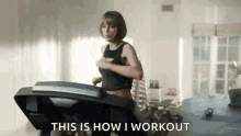 Taylor Swift Workout GIF - Taylor Swift Workout Fail GIFs