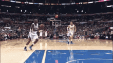 Crawford To Griffin Dunk GIF - Crawford To Griffin Dunk Basketball GIFs
