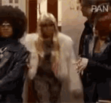 Raven Arriving GIF - Raven Arriving Coming GIFs