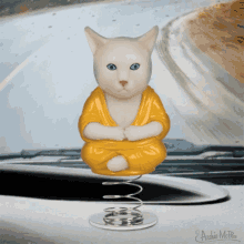 Meditate Buddha GIF - Meditate Buddha Dash Cat GIFs