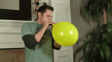 Need A One-way Valve For Cheap? Try This Simple Hack. GIF - Diy Balloon Valve GIFs