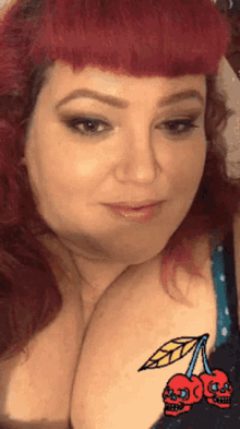 Nicole Eyebrow Raise GIF - Nicole Eyebrow Raise Selfie GIFs