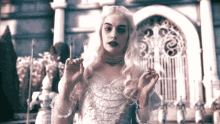 White Queen Alice In Wonderland GIF - White Queen Alice In Wonderland Behave GIFs