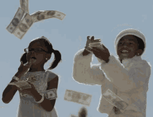 Me On Pay Day GIF - Money Cash Greens GIFs