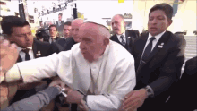 Papa Francisco Molesto Con La Gente Irrespetuosa GIF - Pelao Pelado Calmate GIFs