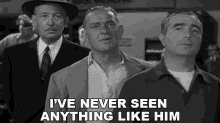 Ive Never Seen Anything Like Him Abbott And Costello Meet The Invisible Man GIF - Ive Never Seen Anything Like Him Abbott And Costello Meet The Invisible Man This Is A First For Me GIFs