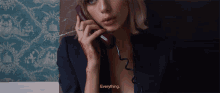 I Do Not Know Sonia GIF - I Do Not Know Sonia Official Video GIFs
