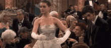 Anne Hathaway Princess Diaries GIF - Anne Hathaway Princess Diaries Robot Dance GIFs