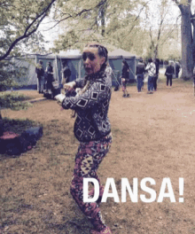 Dansa Dance GIF - Dansa Dance Shake GIFs