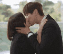 Seohyun Kiss GIF - Seohyun Kiss Jihyunwoo GIFs