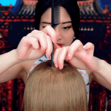 Parting Hair Tingting Asmr GIF - Parting Hair Tingting Asmr Royal Chinese Hairstyling GIFs