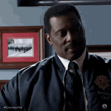 Sure Chief Wallace Boden GIF - Sure Chief Wallace Boden Eamonn Walker GIFs