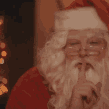 Santa With Pistol Santa Claus GIF - Santa With Pistol Santa Claus No Witnesses GIFs