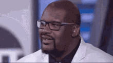 Shaquille O Neal Remove Glasses GIF - Shaquille O Neal Shaq Remove Glasses GIFs