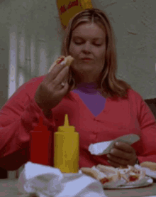 Missi Pyle Pretty Ugly People GIF - Missi Pyle Pretty Ugly People Hot Dogs GIFs