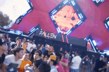 the crowd fun good times thrown up catch me the crowd fun good times thrown up catch me