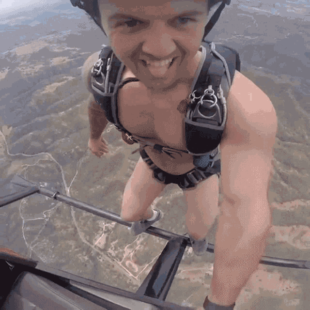 Video Nudist Beach Gifs Nudist Skydiving