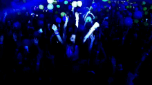 Party Rave GIF - Party Rave Selena GIFs