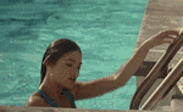 The perfect Wet Pool Girl Animated GIF for your conversation. 
