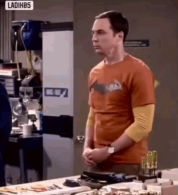 Tbbt Sheldon Cooper GIF - Tbbt Sheldon Cooper Shock GIFs
