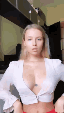 polina malinovskaya boobs blonde model polina malinovskaya boobs blonde model