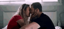 Kiss Kissing GIF - Kiss Kissing Couple GIFs