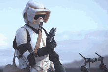 Mandalorian Stormtrooper GIF - Mandalorian Stormtrooper Gun Doesnt Work GIFs