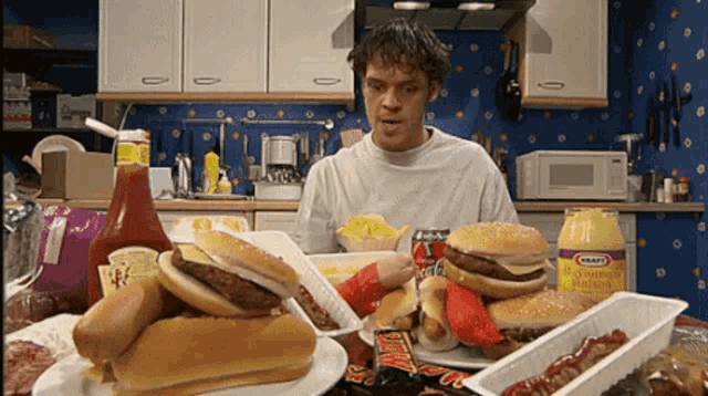 W817 Fast Food GIF - W817 Fast Food Eating - Discover & Share GIFs