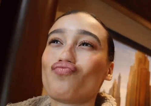 pouting-duck-lips.gif
