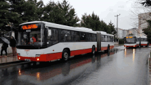 Bus Raining GIF - Bus Raining Public Transportation GIFs