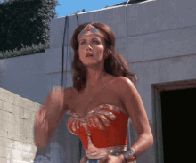 Wonder Woman Strong Farmasililyflores2 GIF - Wonder Woman Strong Farmasililyflores2 GIFs