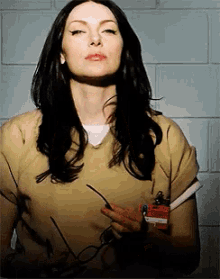 Laura Prepron, Our Wcw Since That 70s Show. GIF - Orange Is The New Black Oitnb Laura Prepon GIFs