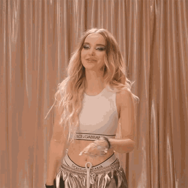 Hi There Dove Cameron GIF - Hi There Dove Cameron Lazy Baby Song GIFs