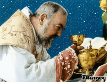 Praying Priest GIF - Praying Priest Pope GIFs