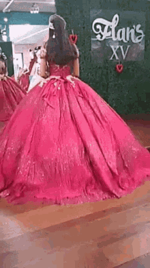 ren%C3%A9e slater gown twirl