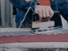 Repasser GIF - Repasser Repassage Ironing GIFs