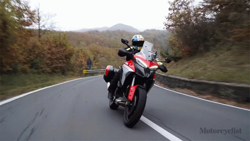 touring-motorcyclist.gif