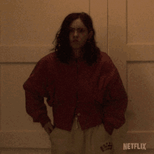pulling-out-a-knife-lisa-nova.gif