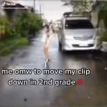Me Omw To Move My Clip Down In2nd Grade GIF - Me Omw To Move My Clip Down In2nd Grade GIFs