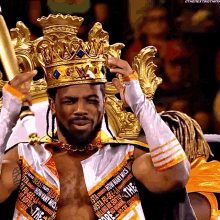 King Xavier Woods Crown GIF - King Xavier Woods Crown Wwe GIFs
