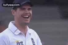 end your day with smile%F0%9F%98%8D gif cricket sports england