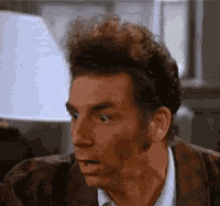 Kramer Scared GIF - Seinfeld Cosmo Kramer Kramer - Discover &amp; Share GIFs