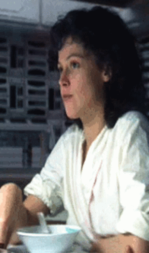 Ellen Ripley Sigourney Weaver GIF - Ellen Ripley Sigourney Weaver Alien GIFs