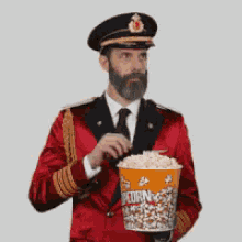 Captain Obvious Popcorn GIF - Captain Obvious Popcorn Eating GIFs