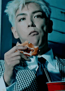 Top Bigbang GIF - Top Bigbang Eating GIFs