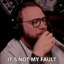 Its Not My Fault Tiger Writer GIF - Its Not My Fault Tiger Writer Guilt Free GIFs