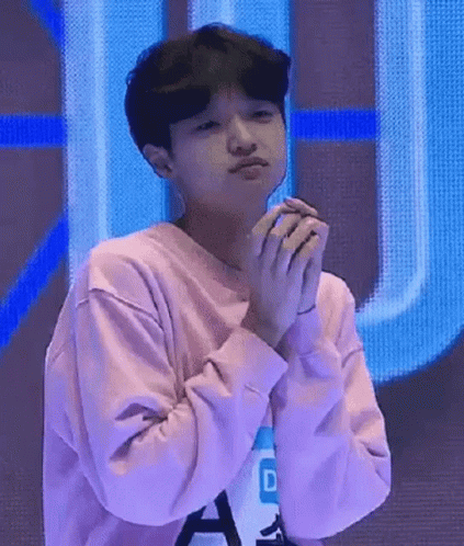 X1 엑스원 GIF - X1 엑스원 Son - Discover & Share GIFs