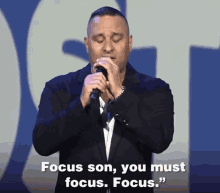 Focus Russel Peter GIF - Focus Russel Peter Concentrate GIFs