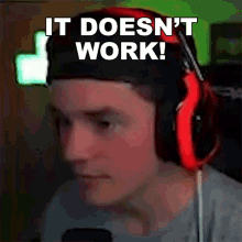 It Doesnt Work Russdaddy GIF - It Doesnt Work Russdaddy Its Not Working GIFs